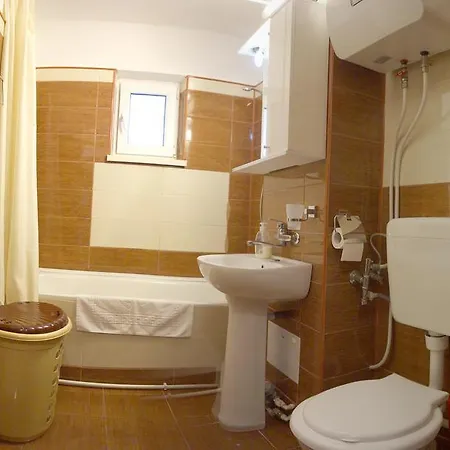 Seaview Serviced 公寓
