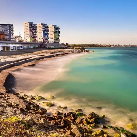 Apartment Seaview Serviced Constanta